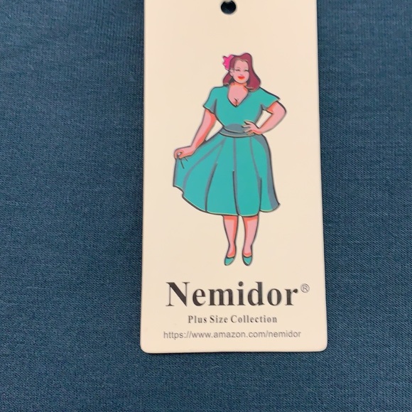 Teal or Forrest green maxi dress - Picture 2 of 5